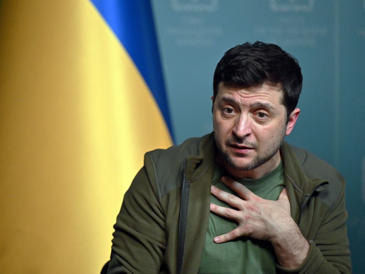 Bastion of Freedom or Dysfunctional Democracy: Contrasting Western Narratives with Political Reality in Ukraine￼